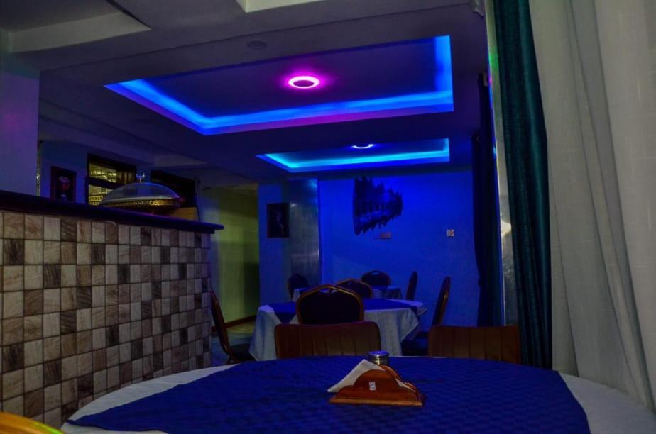 Kentania Hotel Nakuru Zewnętrze zdjęcie