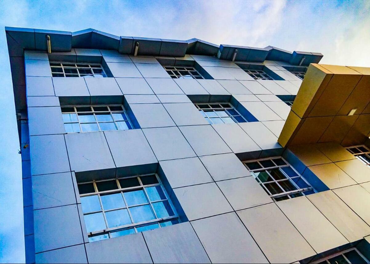 Kentania Hotel Nakuru Zewnętrze zdjęcie