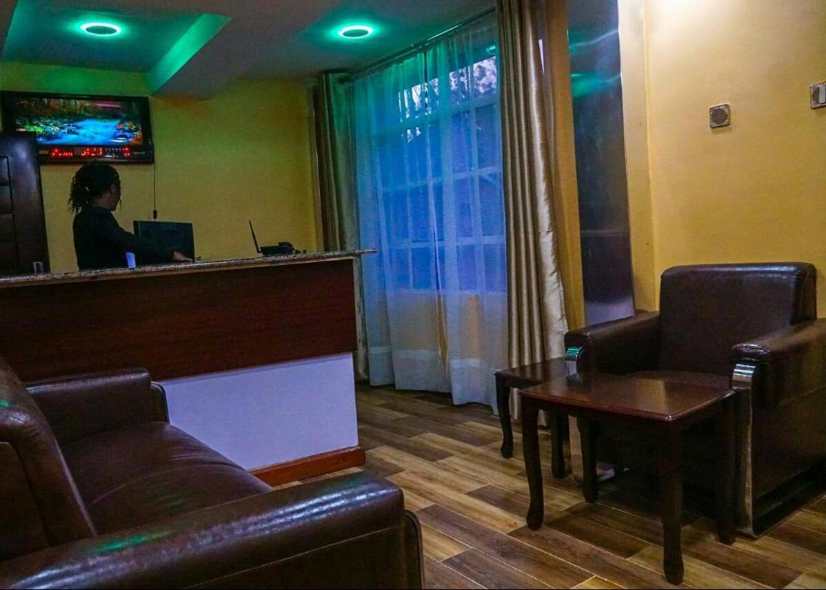 Kentania Hotel Nakuru Zewnętrze zdjęcie
